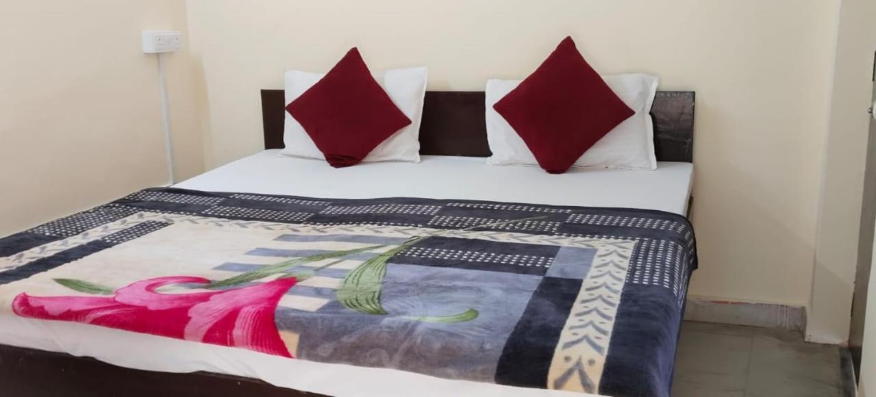 Rohit Paying Guest House Assi Ghat Varanasi Room photo